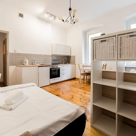Rynek Jezycki Homely Apartment